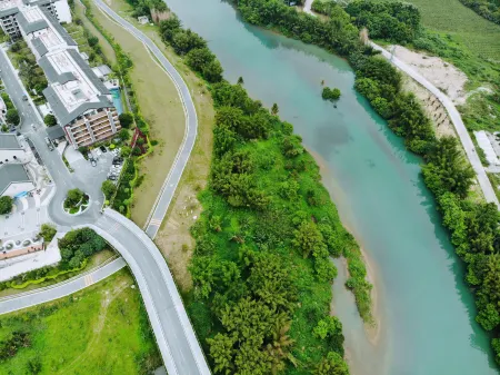 The Rayna Resort