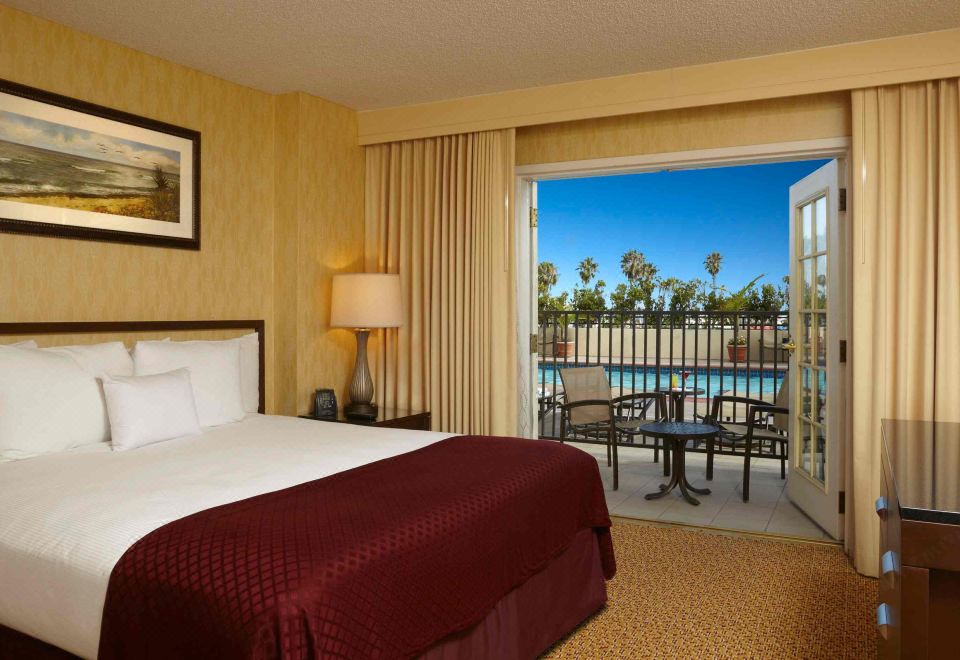 Hilton Santa Monica Hotel & Suites-Santa Monica Updated 2023 Room  Price-Reviews & Deals | Trip.com