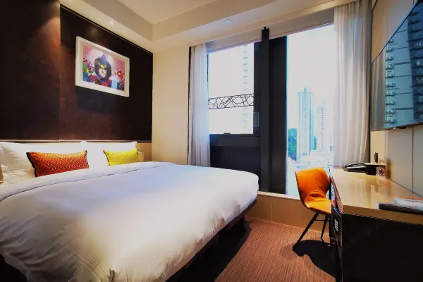 九龍塘時鐘酒店, 香港 E 酒店