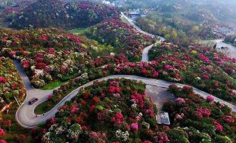 Flower Seasons Hotel