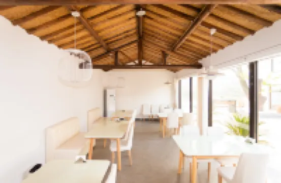 南京嶽羣青·泰式風情温泉リゾート民宿