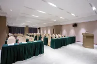 Lavande Hotel (Wal-mart Store, East Yueyang High-speed Railway Station)