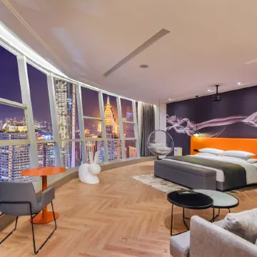 S · island High Altitude River View Hotel Отели рядом с достопримечательностью «Jiefangbei Pedestrian Street»