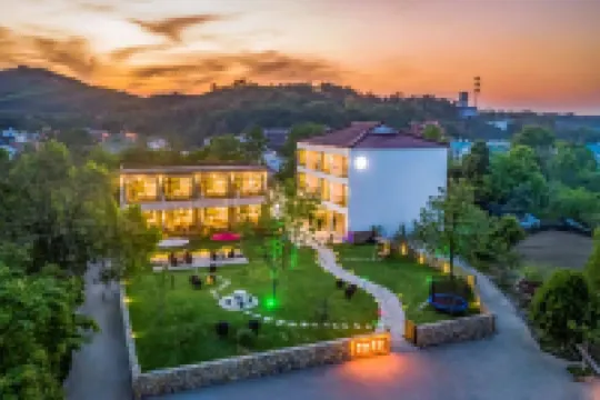 Liyang Nashan Nashui Homestay (Tianmu Lake Yushui Hot Spring)