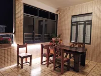 Xiangyulou Hostel - ที่มีบาร์