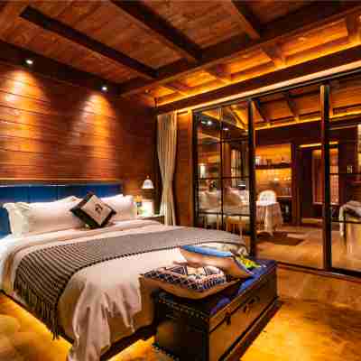 Yuemu Mountain Homestay Rooms