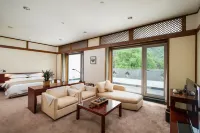 北京香山飯店 鄰近中國科學院植物研究所國家植物園-景天樓（光生物樓）的酒店