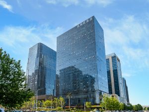 Zhengzhou East High-speed Railway Station Yunsong Hotel