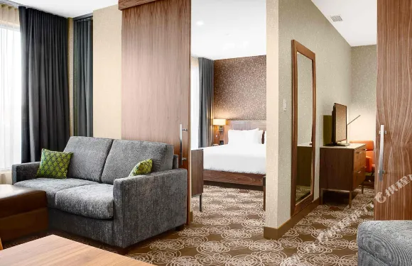 蒙特利爾拉瓦爾飯店希爾頓酒店