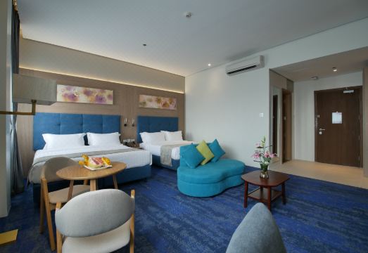 3. 블루 로터스 호..