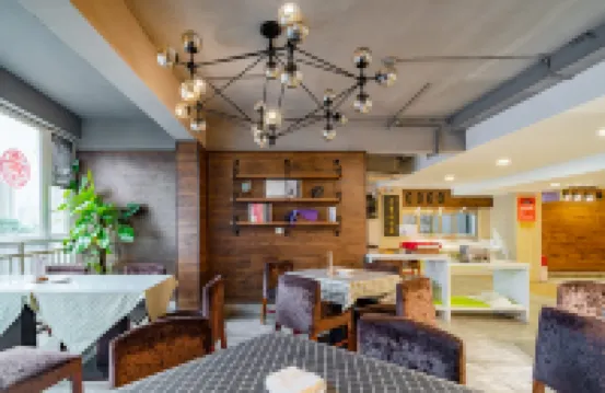 Xiyuan Jinrun Hotel (Duyun Wanda Plaza Nationality Normal University)