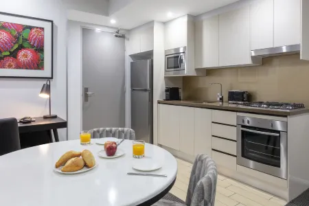 Meriton Suites North Ryde