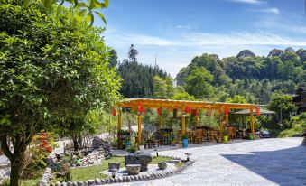 Bifeng Renjia Panda B&B