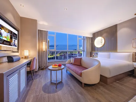 Crystal Hotel Qingdao Golden Beach