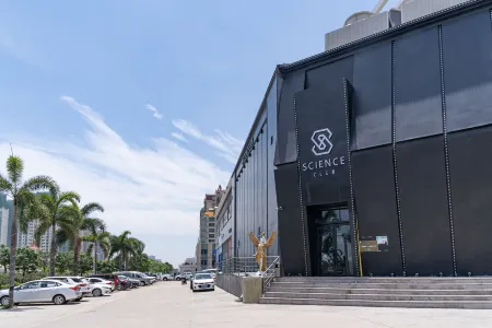 Yihai Hotel (Zhuhai Baitenghu Huxin Road)