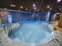 罗浮山绵州酒店 - 室内游泳池