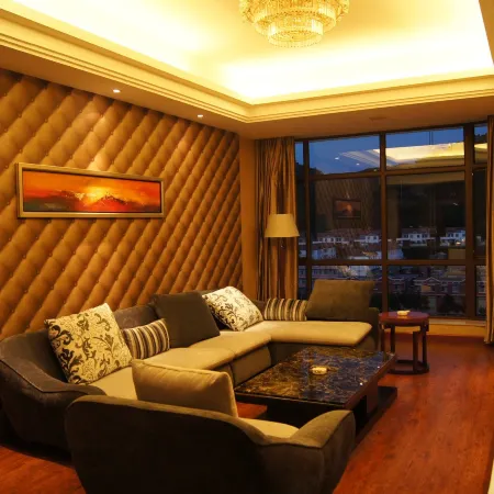 Liangdang International Grand Hotel