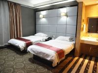 速8酒店(乌鲁木齐南湖店) - 高级双床房