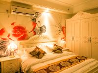 上海云芝酒店式公寓 - 时尚欧式大床房