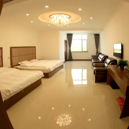 Panjin Bihuachi Hot Spring Hotel