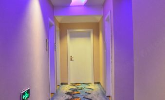 Gejiu Yunshang Impression Theme Hotel