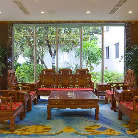 Duobaoju Putuo Hotel