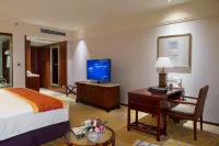 Howard Johnson Conference Resort Chengdu - balcony