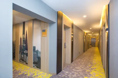 Jimu Xiaozhu Hotel (Shanghai Jing'an Temple) Отели рядом с достопримечательностью «Историко-культурный район Юаньлун»