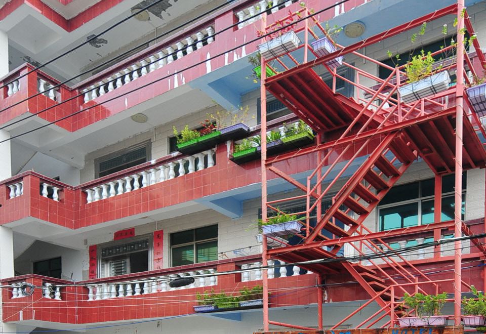 싼야 얼츠랑 바다 전망 충랑 홈스테이의 아늑한 객실 인테리어