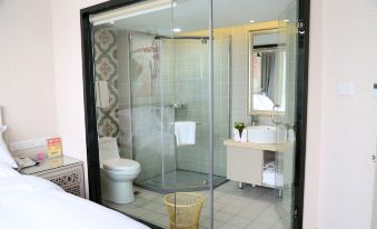 Pai Hotel (Xinchang Qixing Residential District Branch)