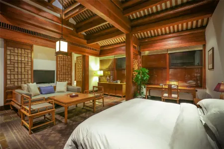 Imperial Mountain Resort Chengde Отели рядом с достопримечательностью «Eight Outer Temples»