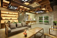 Kumquat Hotel
