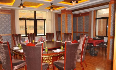 Norbu Serwo Hotel - Housity