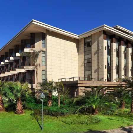 Bonreal Hotel (Xichang Qionghai Bay)