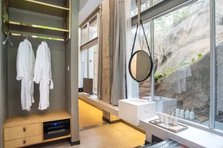 Xiamen Sunset Mountain and Sea Resort Homestay Отели рядом с достопримечательностью «One Country Two Systems Beach»