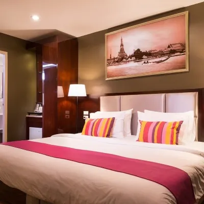Ratchada Point Hotel Hotel dekat Stasiun BTS-Mo Chit