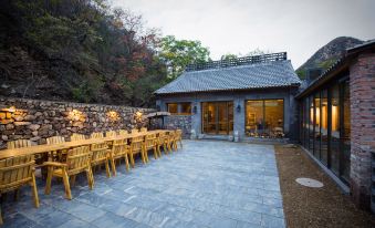 Huaijing Stones Guesthouse
