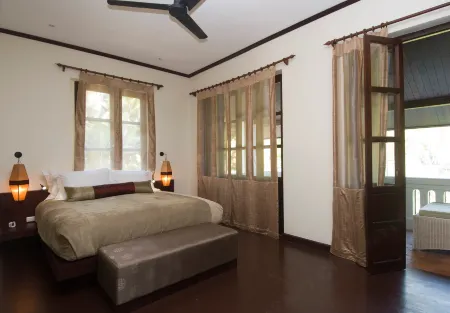 The Apsara Rive Droite Отели рядом с достопримечательностью «Wat Xieng Muan»