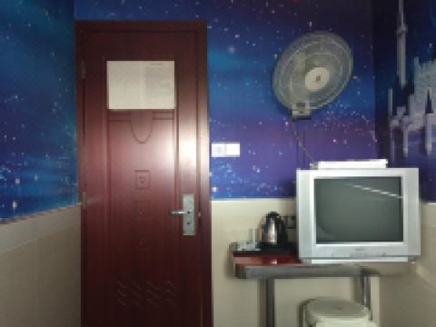 上海香艺旅馆 - 普通单人房(公共卫浴)