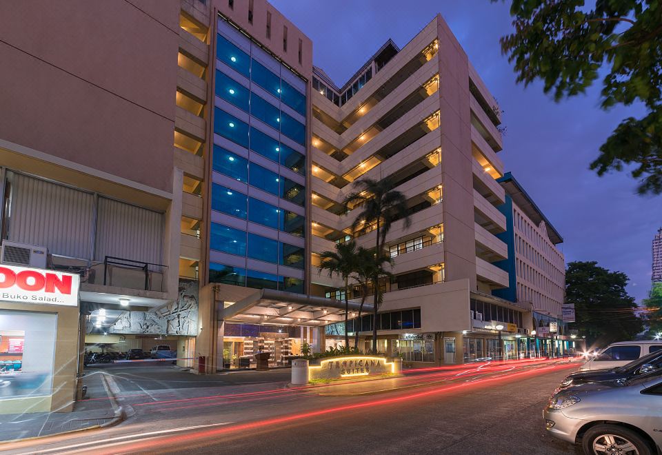 트로피카나 스위트 호텔 로비