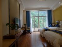 石棉景达河畔温泉酒店 - 景观豪华双床房