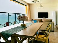 惠东万科双月湾欢乐度假公寓 - 豪华海景两房一厅4床房
