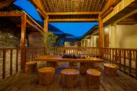 Lugu Lake Scenic Area Yishui Yunman Homestay