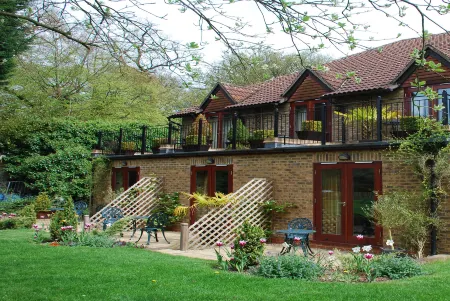 Best Western Plus Grims Dyke Hotel Отели рядом с достопримечательностью «Хэрроу»