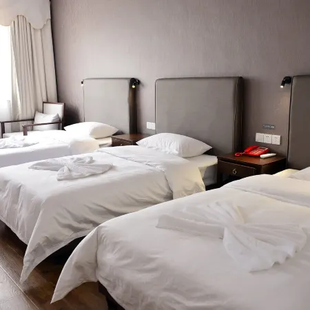 Luguhu Aishang Hotel