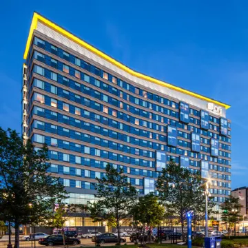 Aloft Boston Seaport District Отели рядом с достопримечательностью «Фанеил Холл Маркетплас»