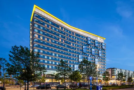Aloft Boston Seaport District Отели рядом с достопримечательностью «Харпун Брюэри»