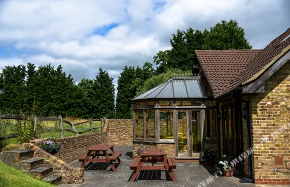 利特爾福克斯酒店