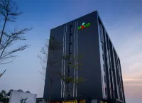 Holly Hotel Myanmar Hotels in 
