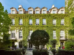 Le Pavillon de la Reine & Spa, Place des Vosges